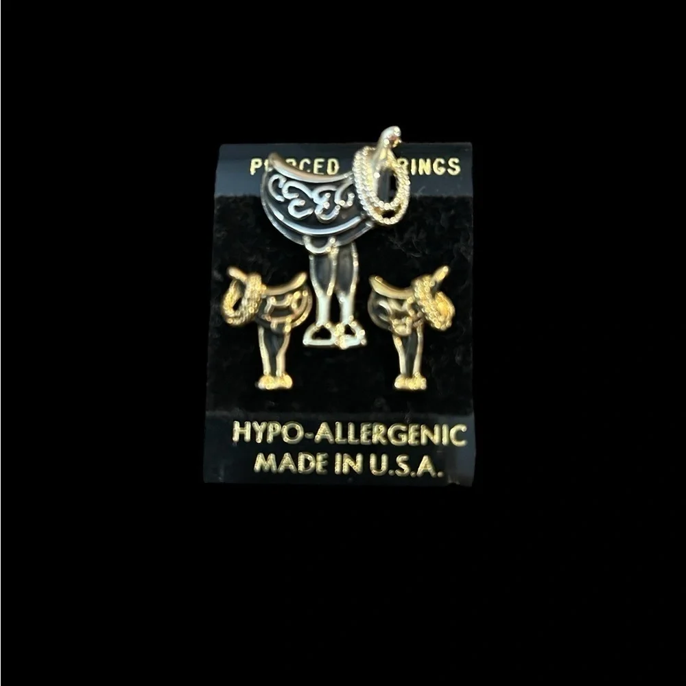 Silver & Gold Tone Horse Saddle Pierced Earrings & Tac Pin Hypo-Allergenic Set - Picture 2 of 4
